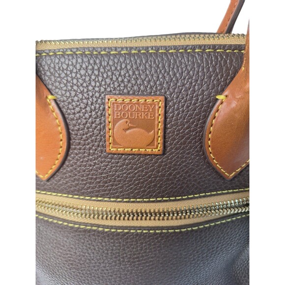 Gorgeous Dooney & Bourke Brown and Tan Leather Dome Type Tote Bag - Picture 8 of 10